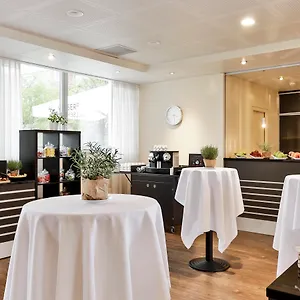 Essential By Dorint Hotell